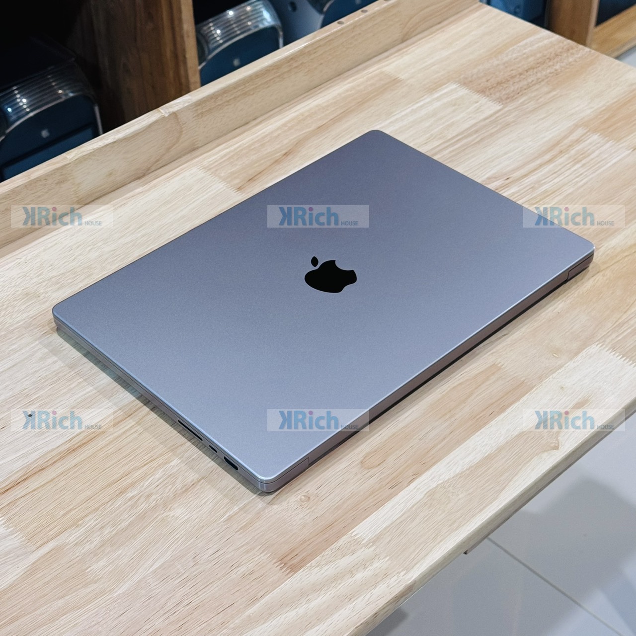Apple MacBook Pro 16-inch (2021) M1 Max 10-Core CPU 32-Core GPU 64GB 2TB Space Gray Pre-Owned 1-Month Warranty - Image 9