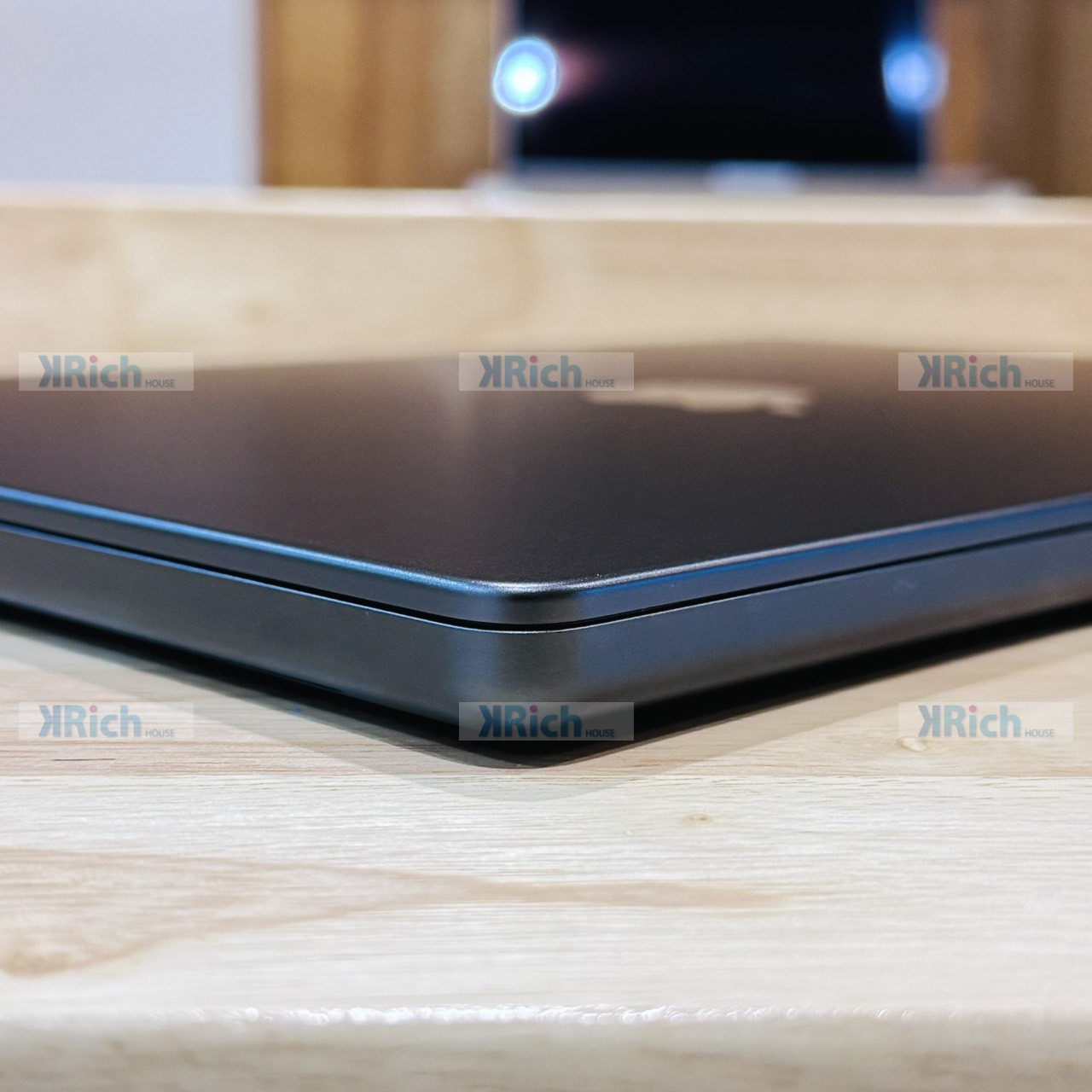 MacBook Pro 14-inch (M5) 2025 M5 10-Core CPU 10-Core GPU 16GB 512GB Like New Used Warranty 5-09-2027 - Image 10